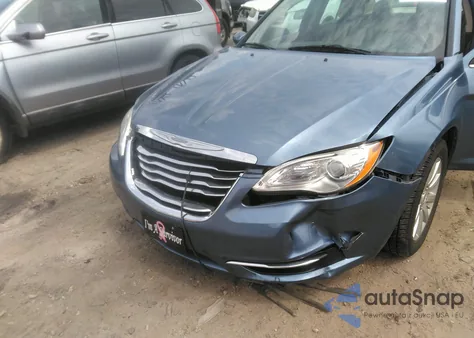 2011 Chrysler 200 Touring z USA, uszkodzony, nr VIN 1C3BC1FB3BN602450